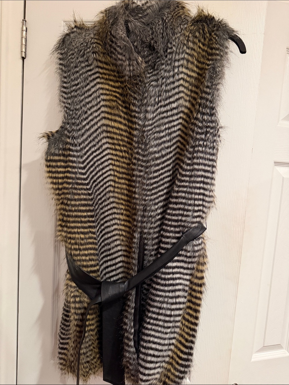 Arden B Black Interior Labeled Jacket